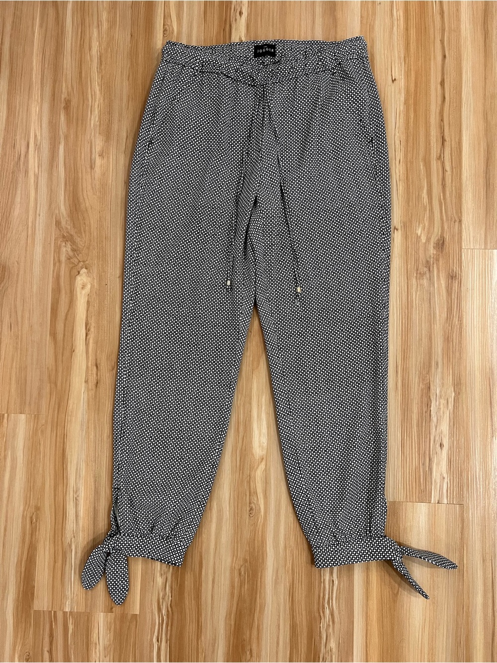 White House Black Market Patterned The Jogger Pant
